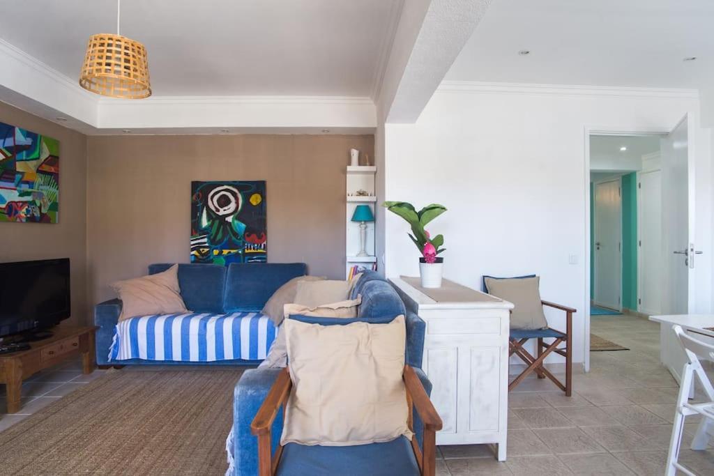 Lisbon Waves Surf Lodge Almada Extérieur photo