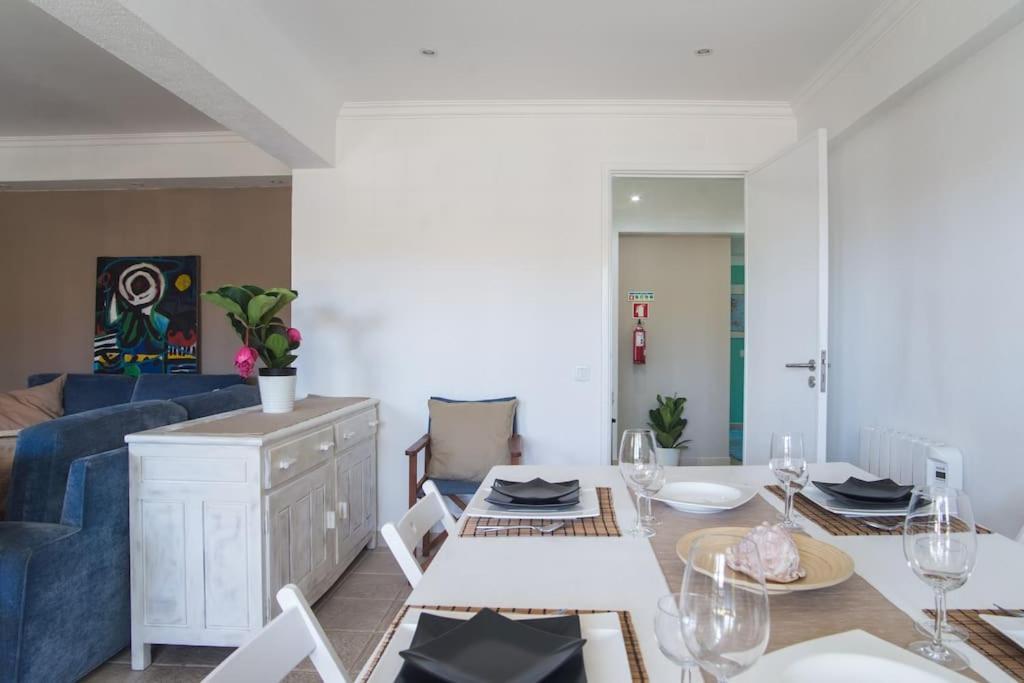 Lisbon Waves Surf Lodge Almada Extérieur photo