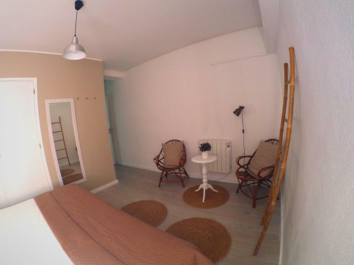 Lisbon Waves Surf Lodge Almada Extérieur photo