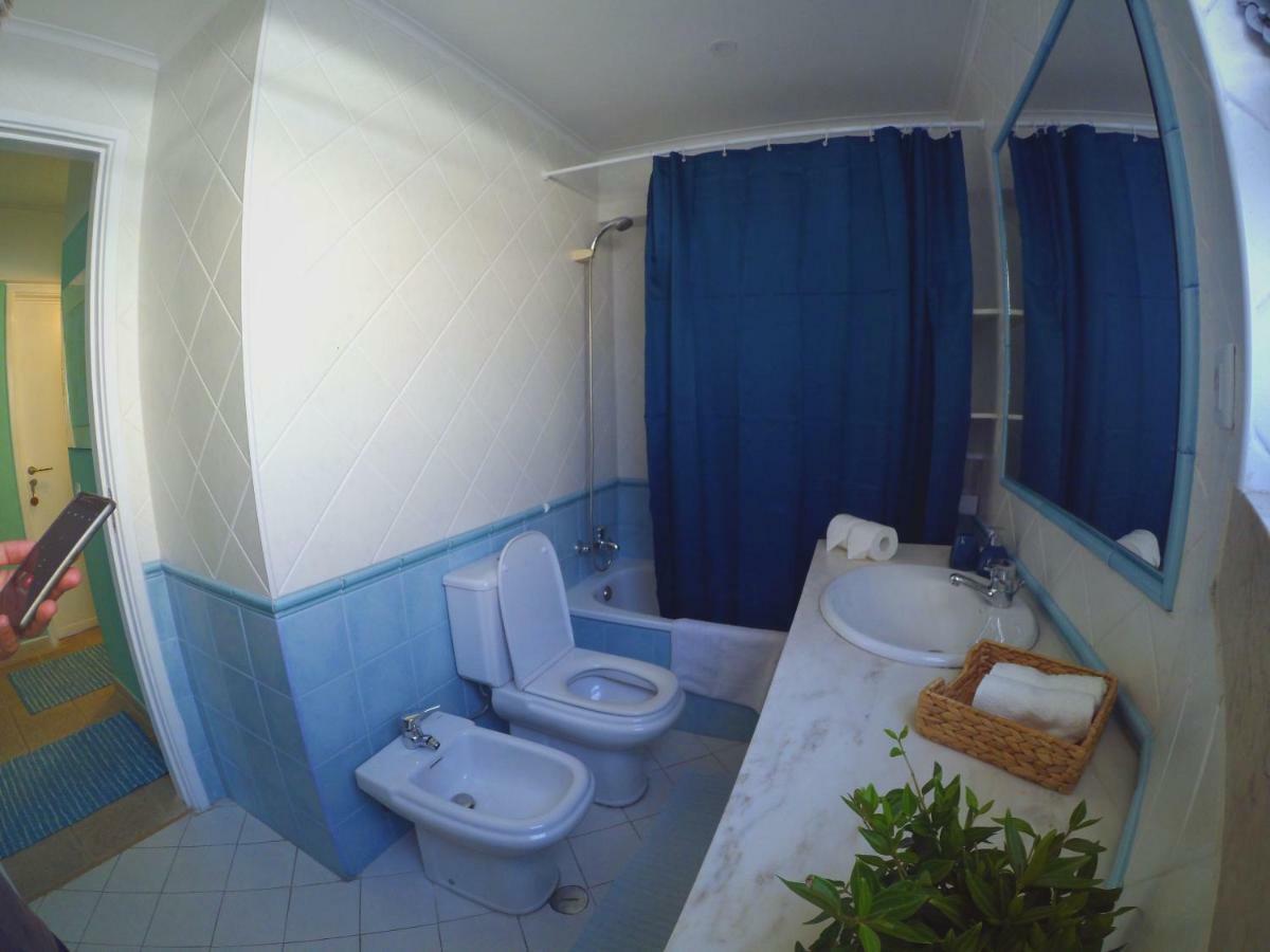 Lisbon Waves Surf Lodge Almada Extérieur photo
