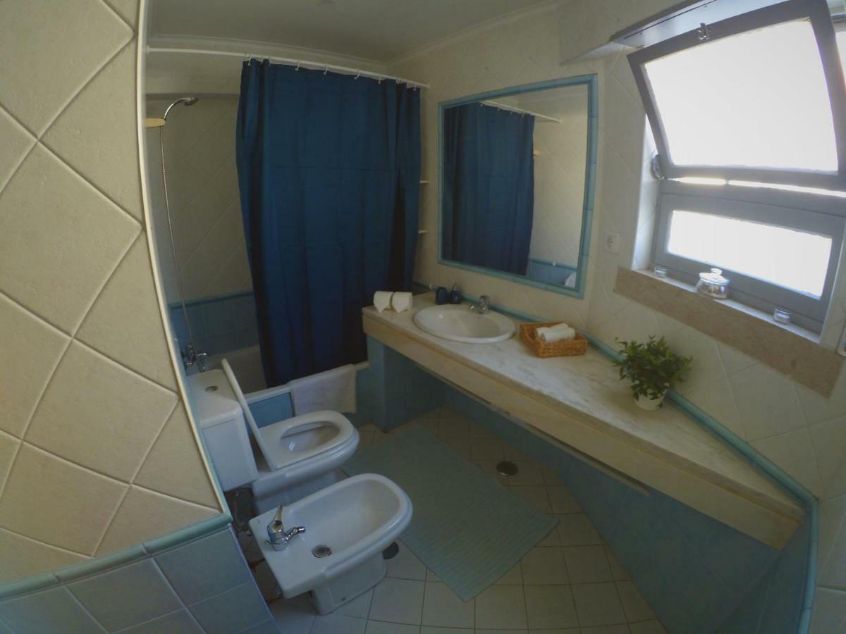 Lisbon Waves Surf Lodge Almada Extérieur photo