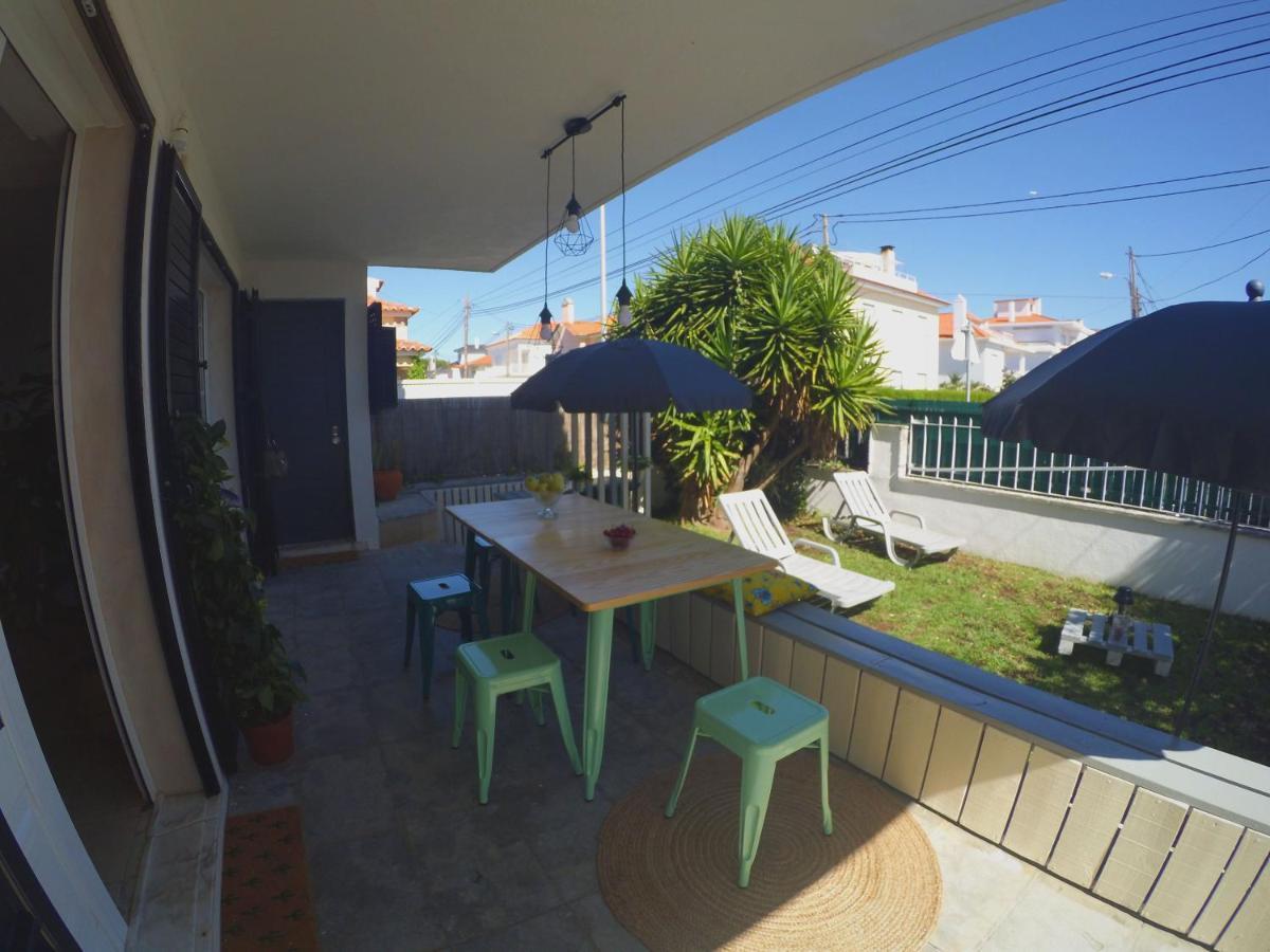 Lisbon Waves Surf Lodge Almada Extérieur photo