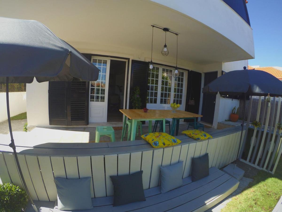 Lisbon Waves Surf Lodge Almada Extérieur photo